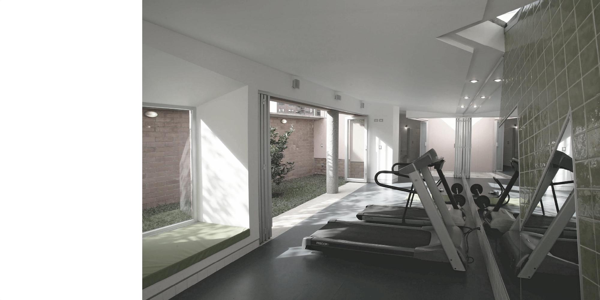 Patio y pabellón | Patio and pavilion